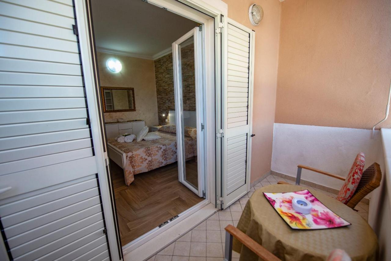 La Perla Del Tirreno Bed & Breakfast Tropea Bagian luar foto