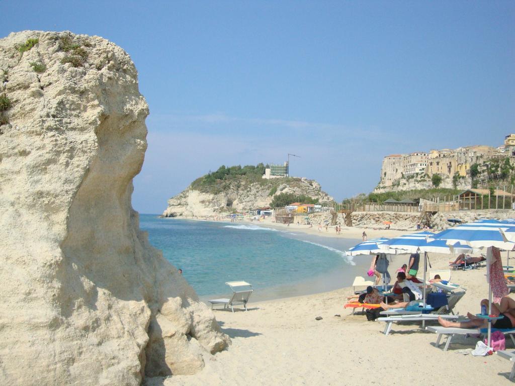 La Perla Del Tirreno Bed & Breakfast Tropea Bagian luar foto
